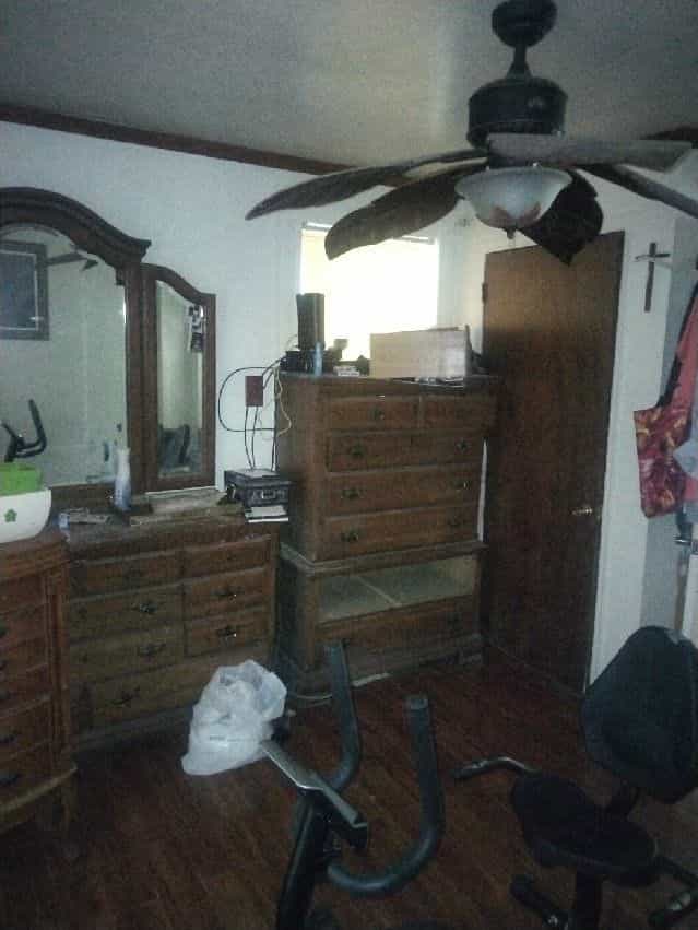 Picture of undefined, number 8