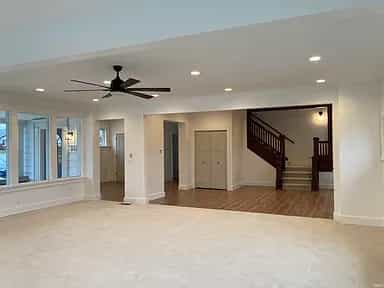 Picture of undefined, number 4