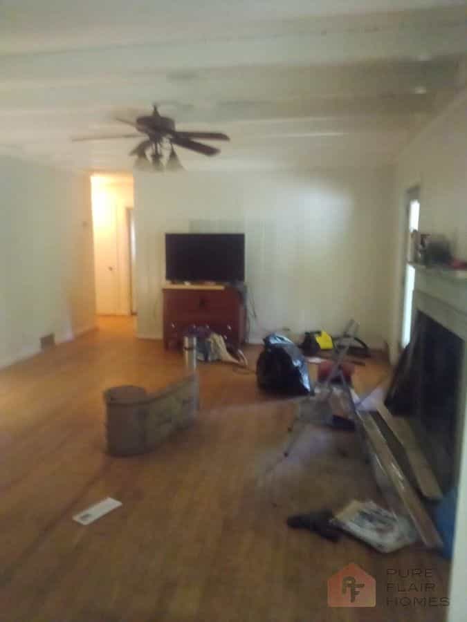 Picture of undefined, number 1