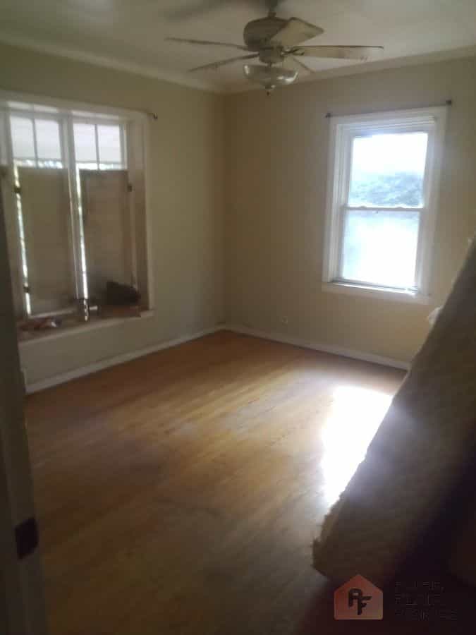 Picture of undefined, number 8
