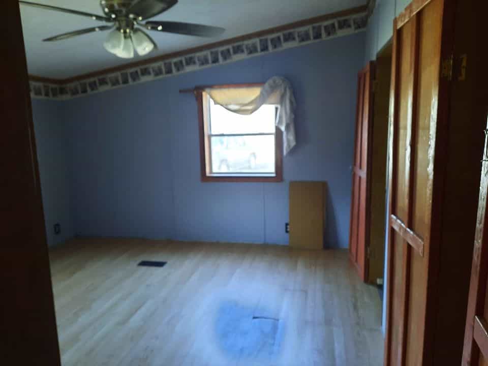 Picture of undefined, number 4