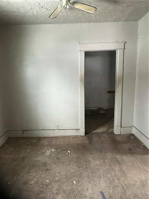 Picture of undefined, number 1