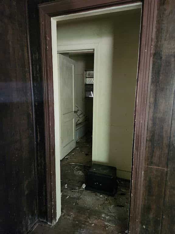 Picture of undefined, number 70