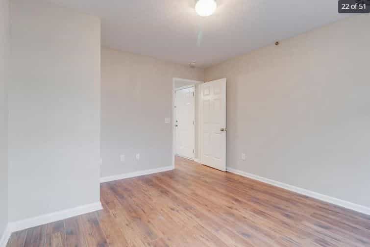 Picture of undefined, number 21