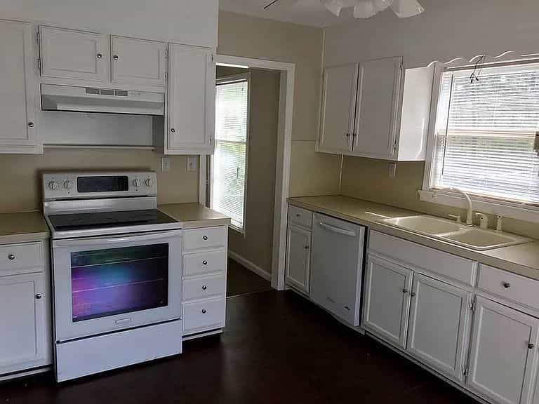 Picture of undefined, number 6