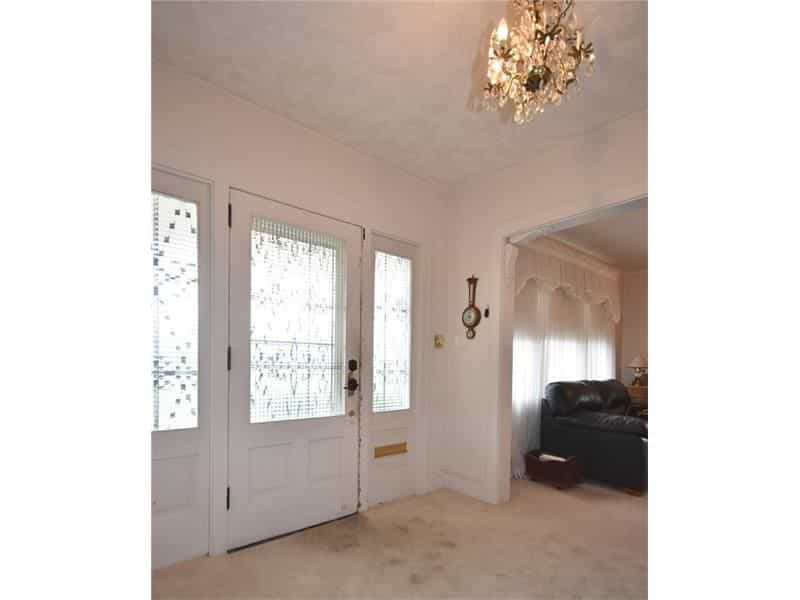Picture of undefined, number 10