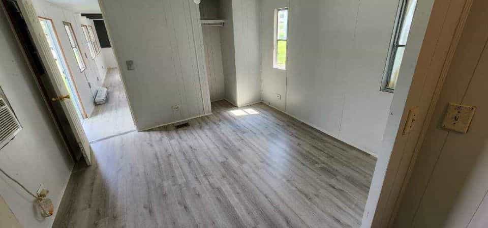 Picture of undefined, number 11
