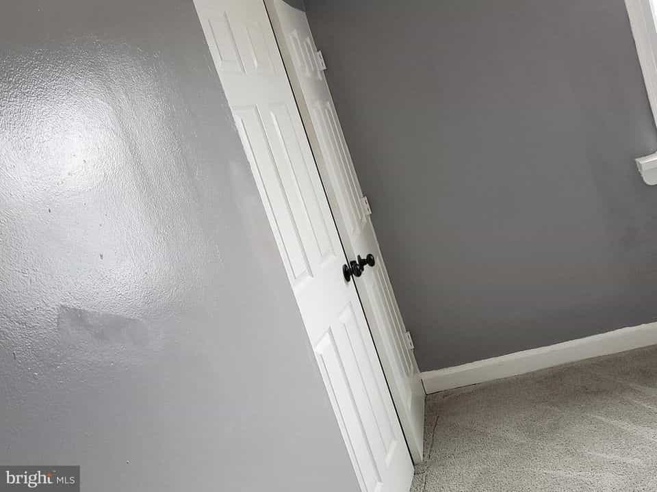 Picture of undefined, number 1