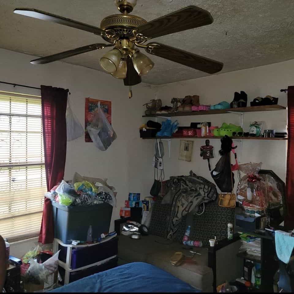 Picture of undefined, number 1