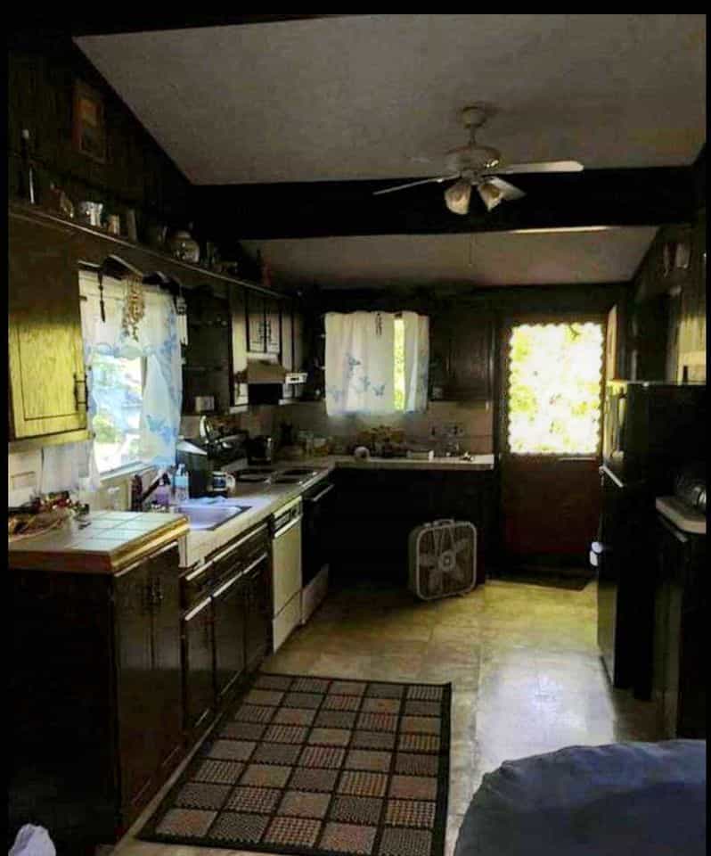 Picture of undefined, number 1