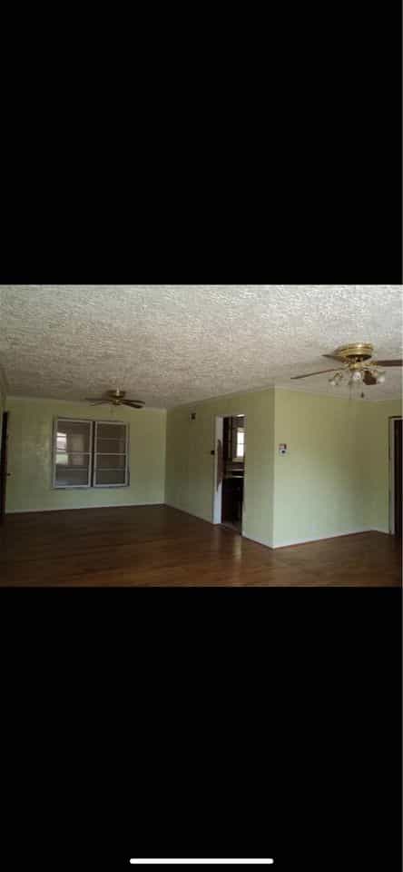 Picture of undefined, number 7