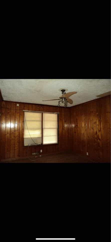 Picture of undefined, number 3