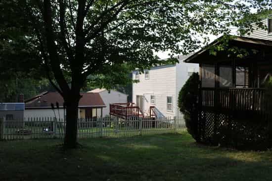 Picture of undefined, number 2
