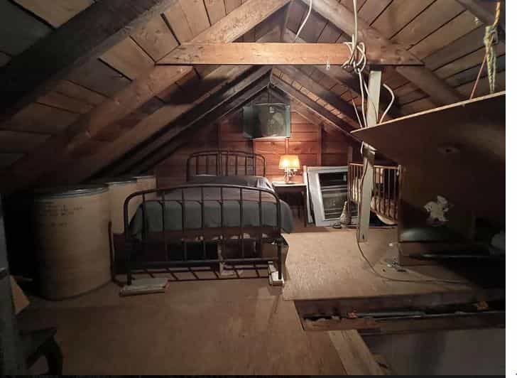Picture of undefined, number 3