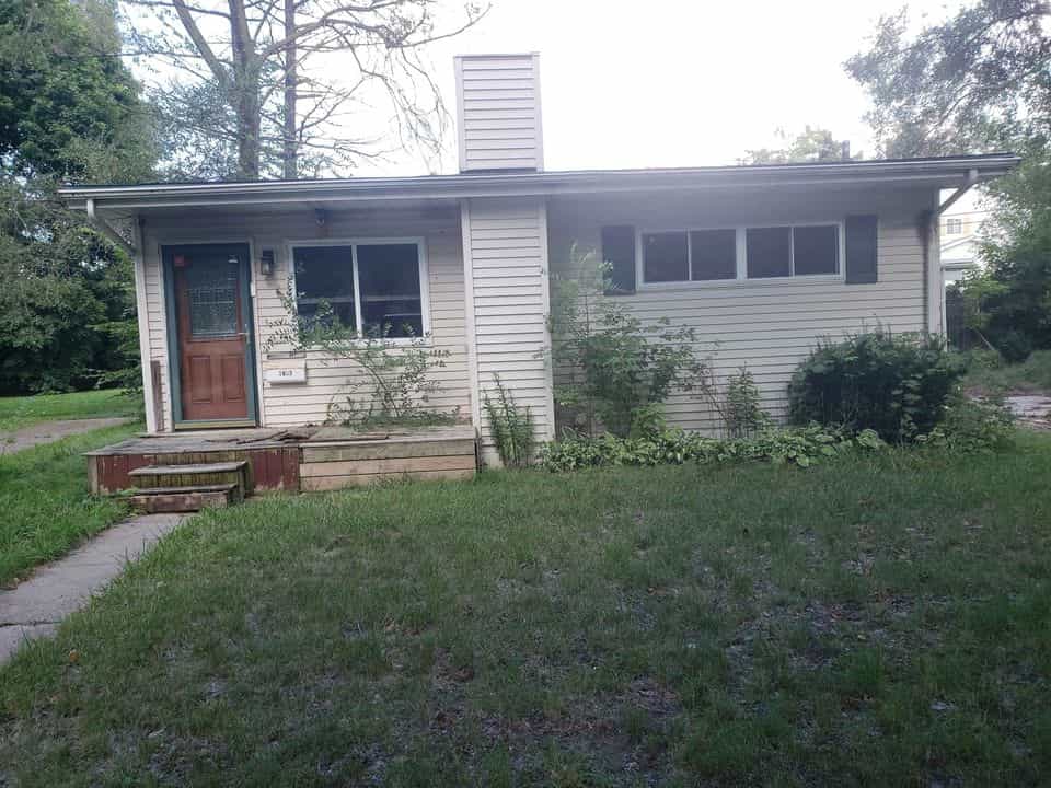 Picture of undefined, number 5