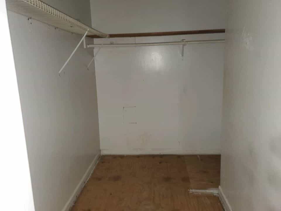 Picture of undefined, number 4