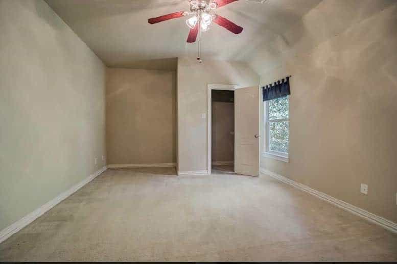Picture of undefined, number 3