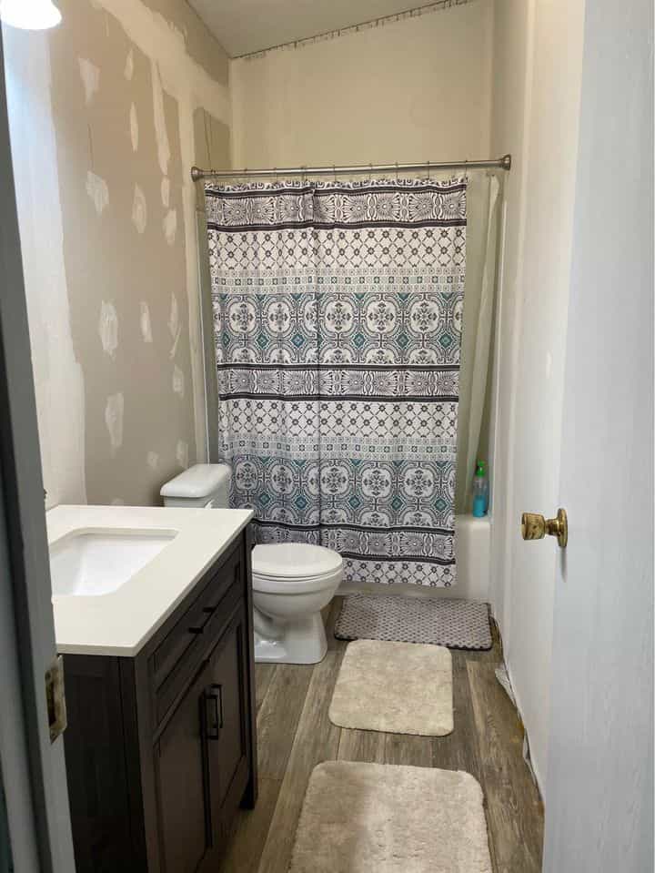 Picture of undefined, number 6