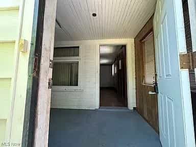 Picture of undefined, number 4