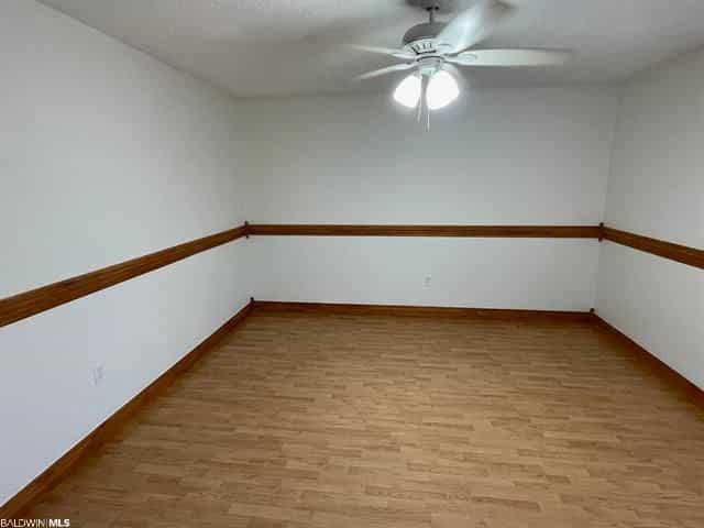Picture of undefined, number 5