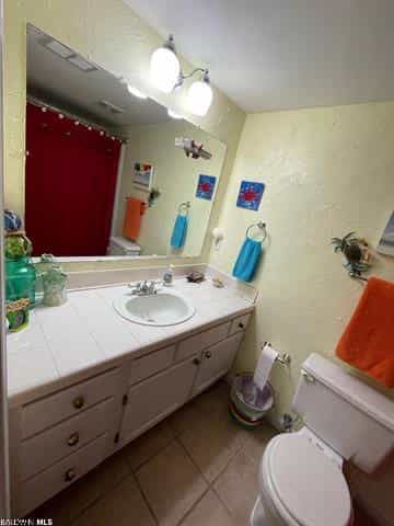 Picture of undefined, number 18