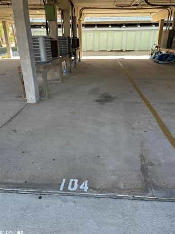 Picture of undefined, number 10