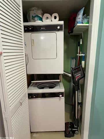 Picture of undefined, number 9