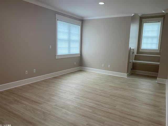 Picture of undefined, number 8