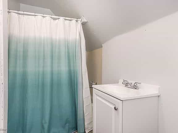 Picture of undefined, number 9