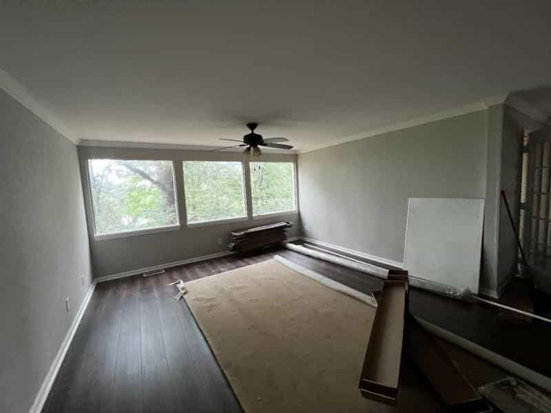 Picture of undefined, number 2