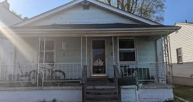 Picture of undefined, number 6