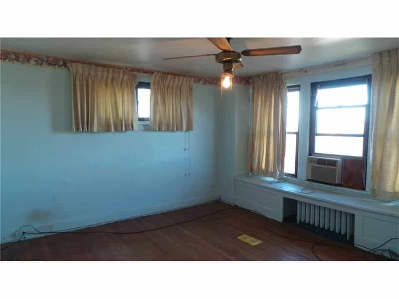 Picture of undefined, number 3