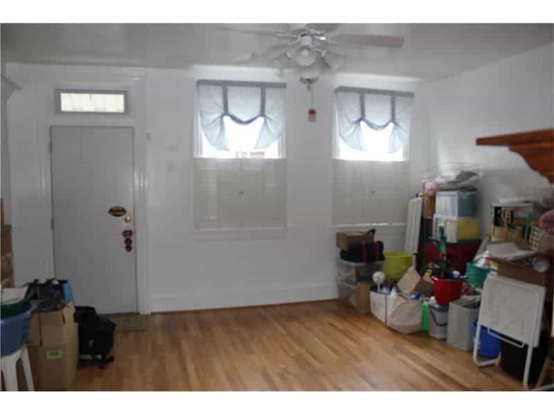 Picture of undefined, number 2