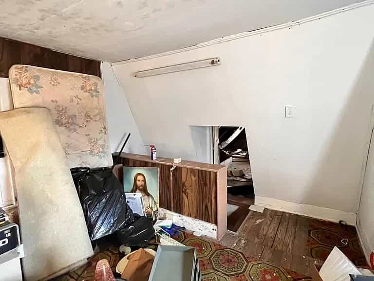 Picture of undefined, number 5