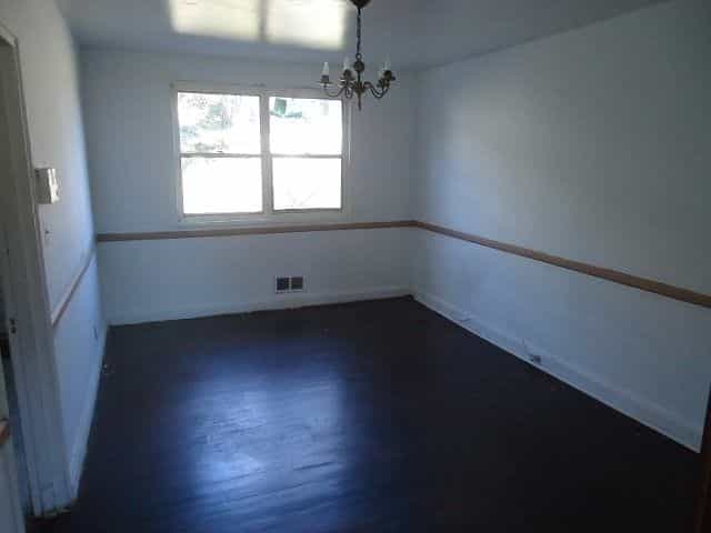 Picture of undefined, number 3
