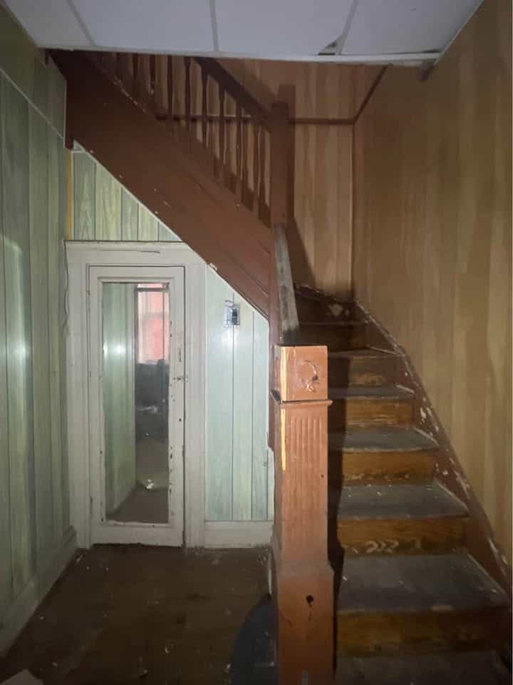 Picture of undefined, number 3