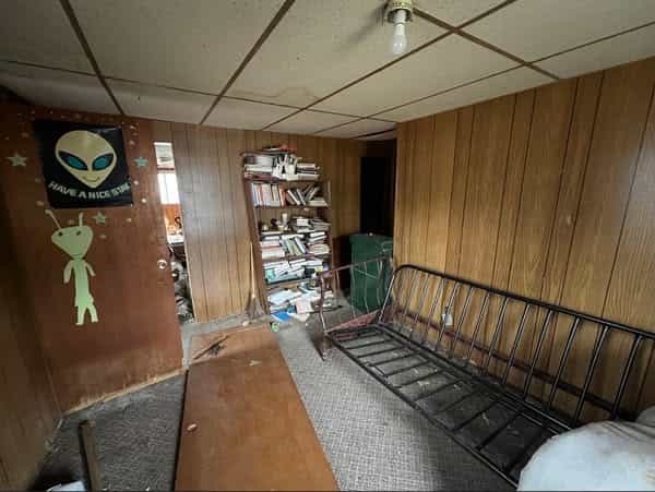 Picture of undefined, number 2