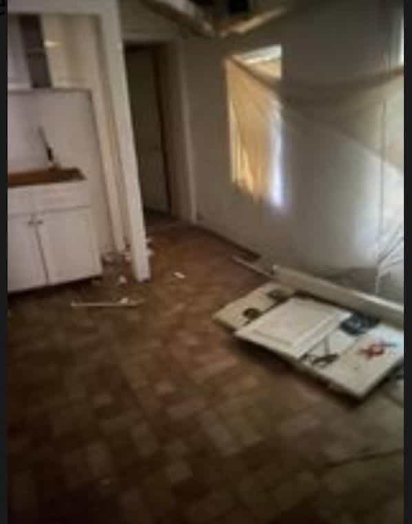 Picture of undefined, number 19
