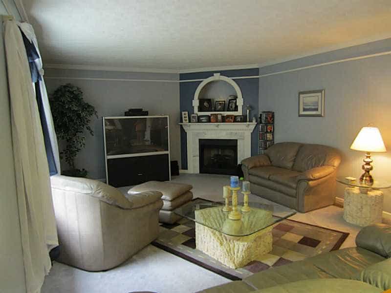 Picture of undefined, number 3