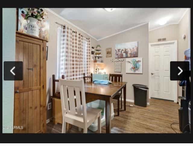 Picture of undefined, number 3