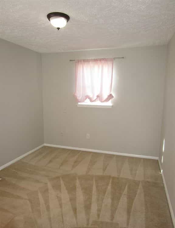 Picture of undefined, number 4