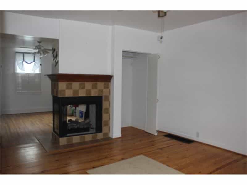 Picture of undefined, number 4