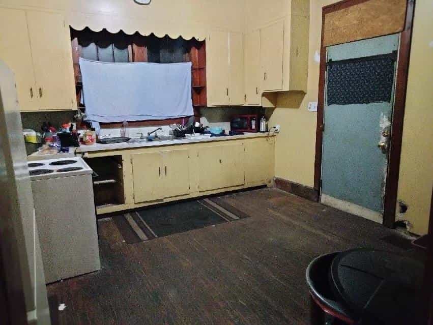 Picture of undefined, number 20