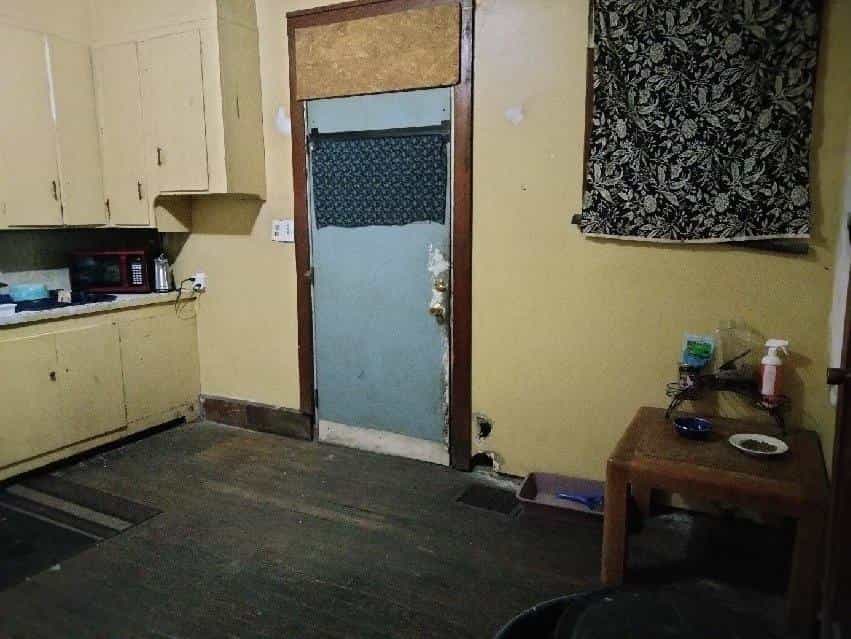 Picture of undefined, number 19