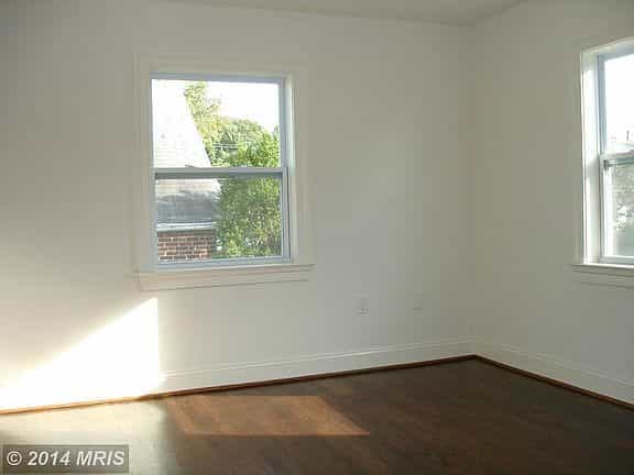 Picture of undefined, number 9