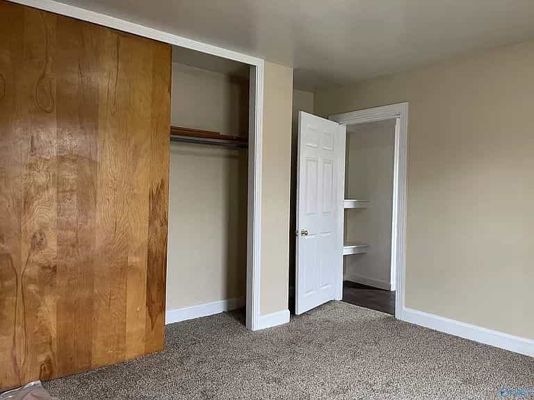 Picture of undefined, number 6