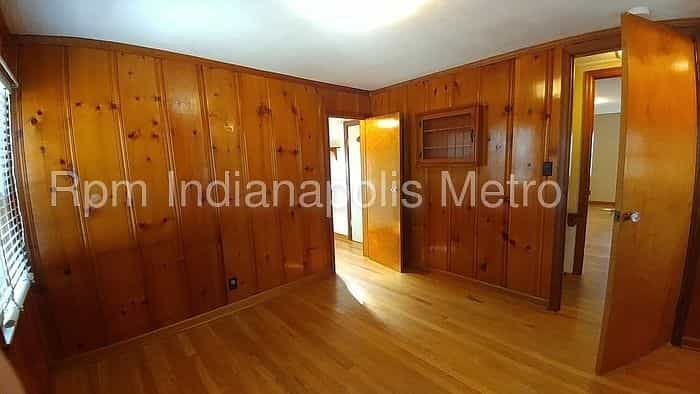 Picture of undefined, number 14
