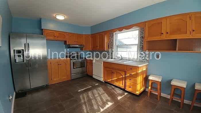 Picture of undefined, number 4