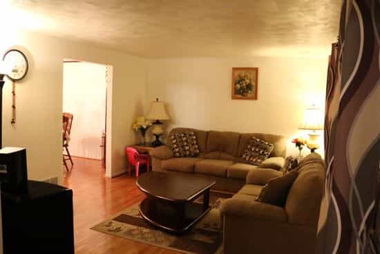 Picture of undefined, number 8