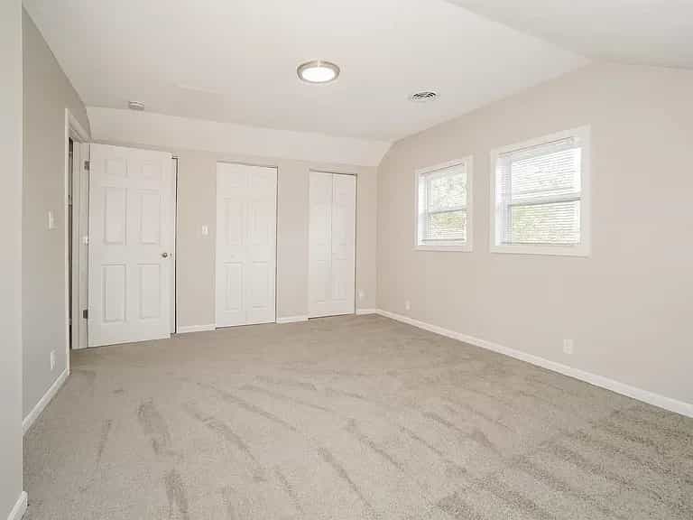 Picture of undefined, number 6